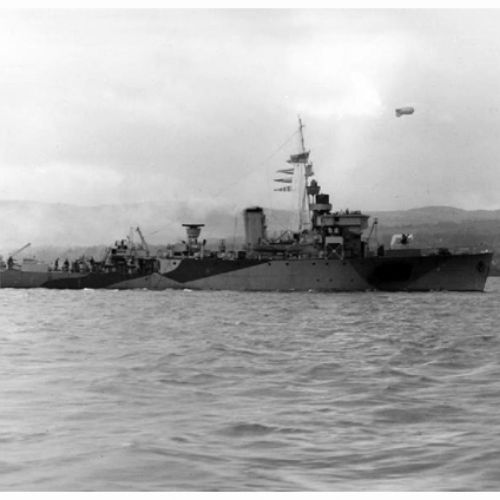 HMS Hydra (J275), dragueur de mines class algerine de la Royal Navy. A participé à l'opération Neptune le 06 juin 1944. Endommagé à Ostende le 10 novembre 1944. Remorqué à Sheeness,vendu et démoli en 1947.