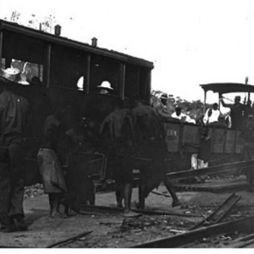 Arrêt pour la prise d’eau (diap.sur verre coll J-L Gabriel)