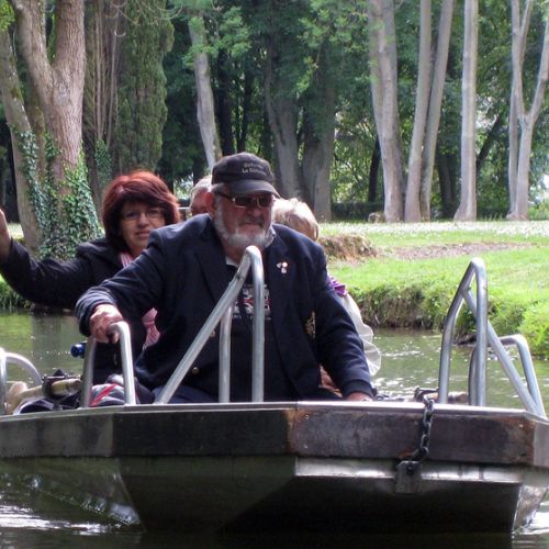 Les barques électriques de Nismes